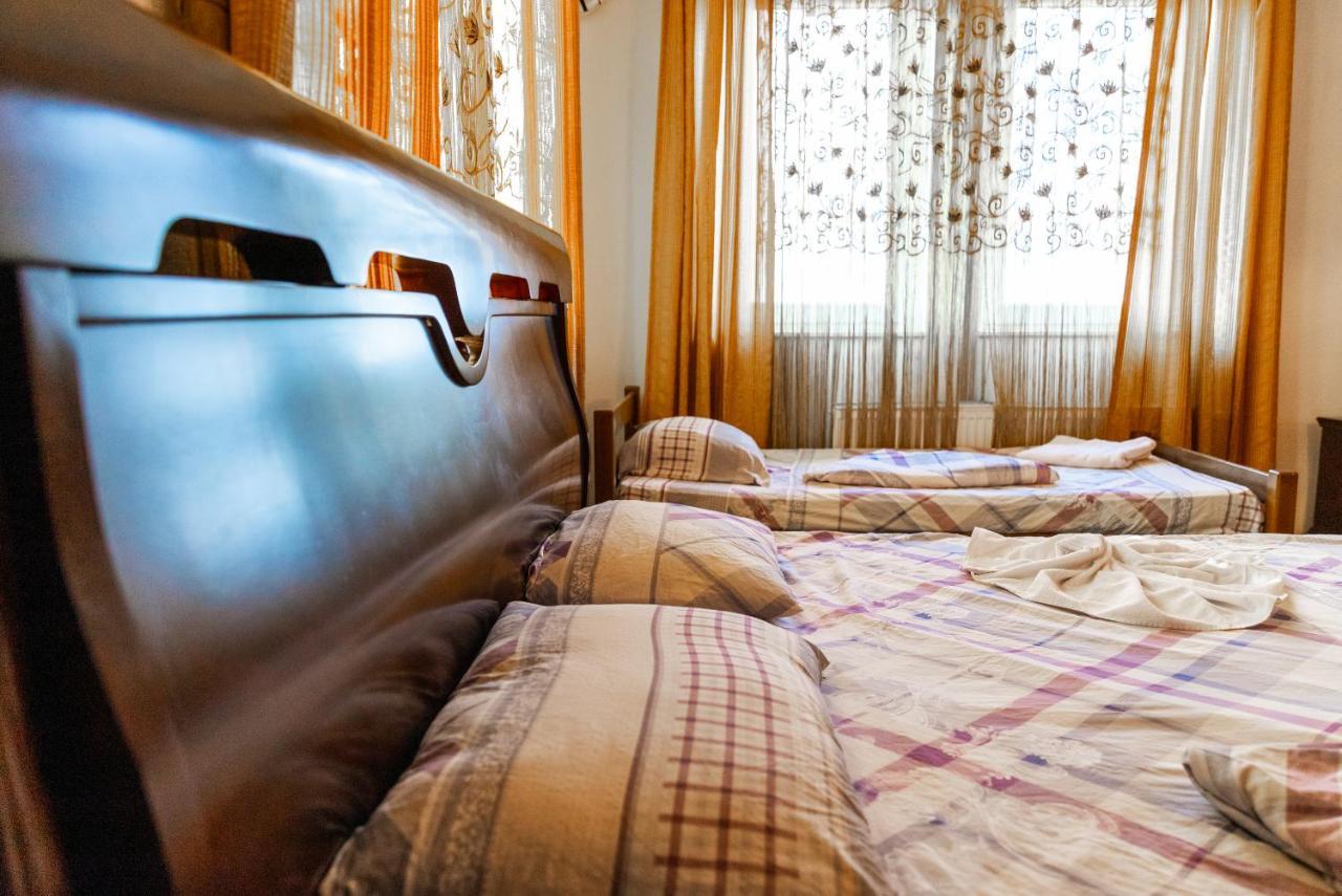 Hotel United Pristina Eksteriør billede