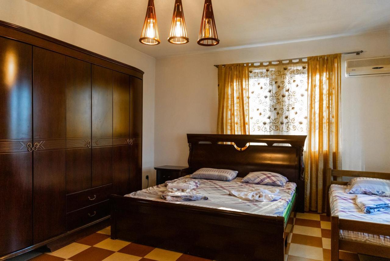 Hotel United Pristina Eksteriør billede