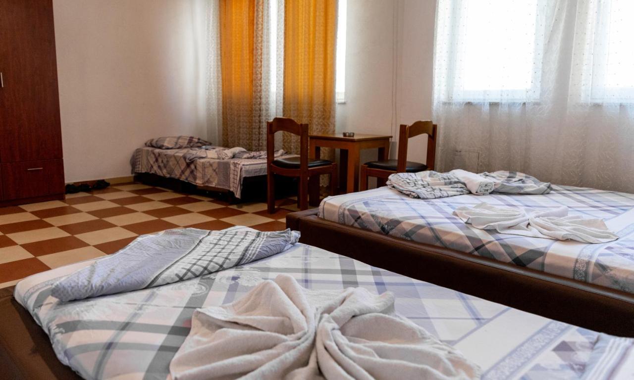 Hotel United Pristina Eksteriør billede