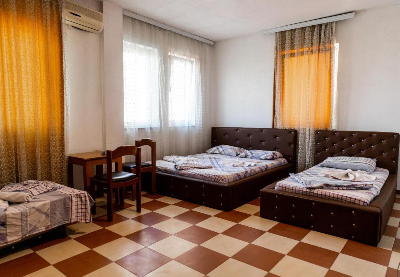 Hotel United Pristina Eksteriør billede