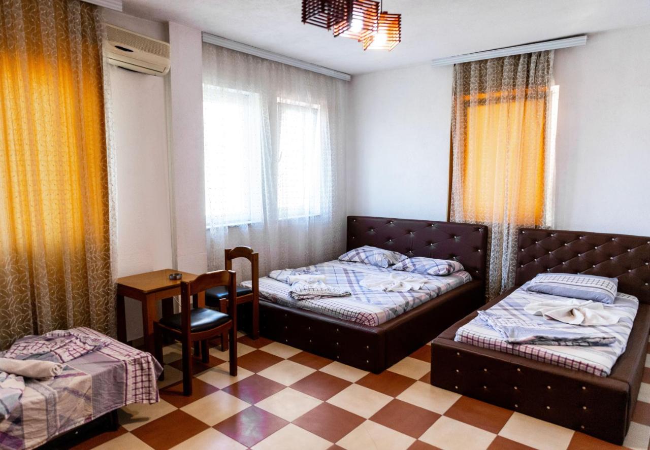 Hotel United Pristina Eksteriør billede